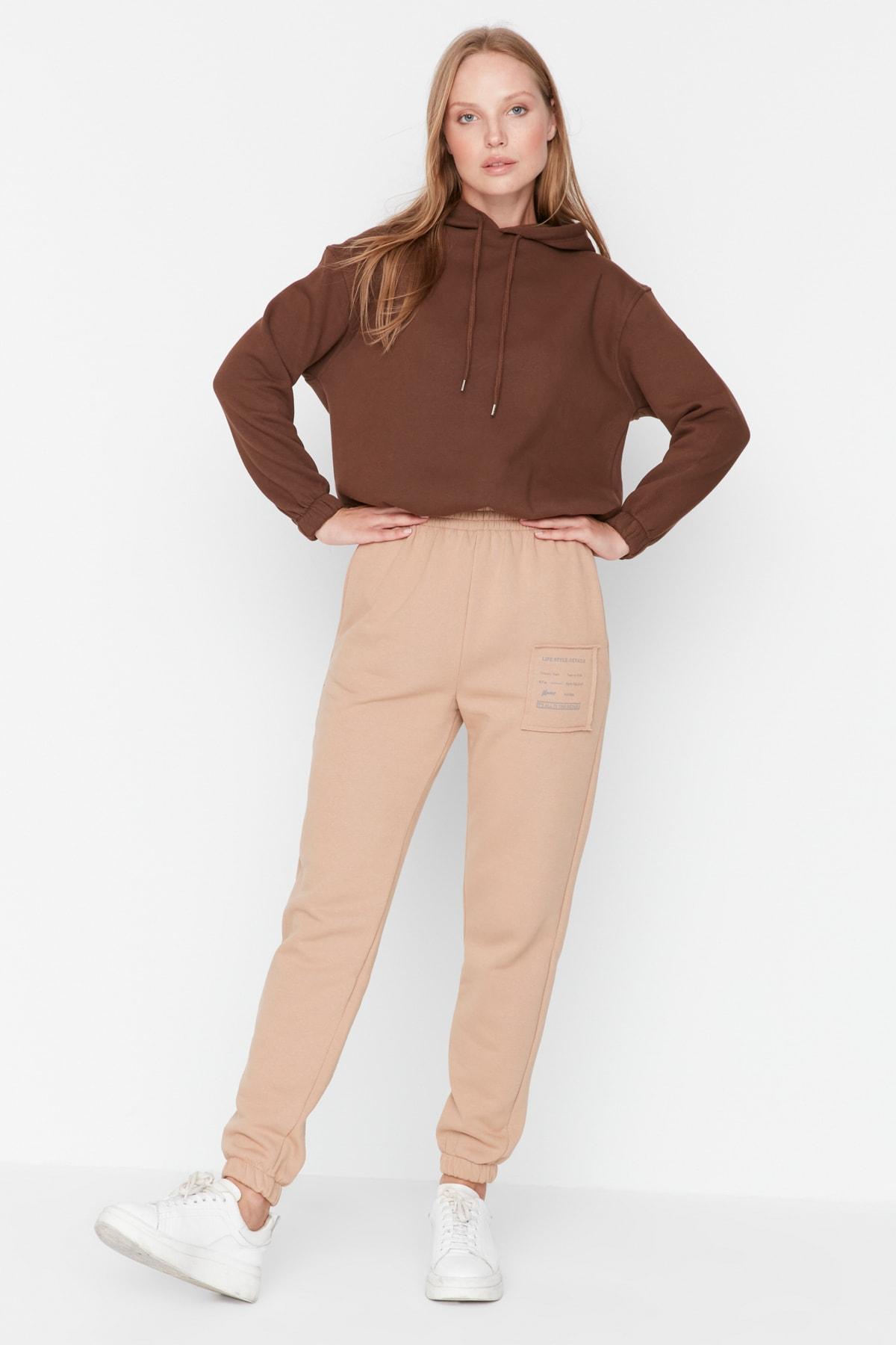 

Sweatpants - Beige - Basic jogger