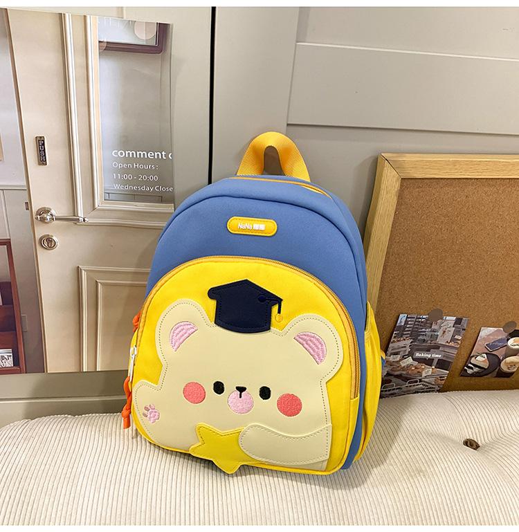 Cute animal children's cartoon schoolbag bunny backpack children's small middle class backpack children's schoolbag
