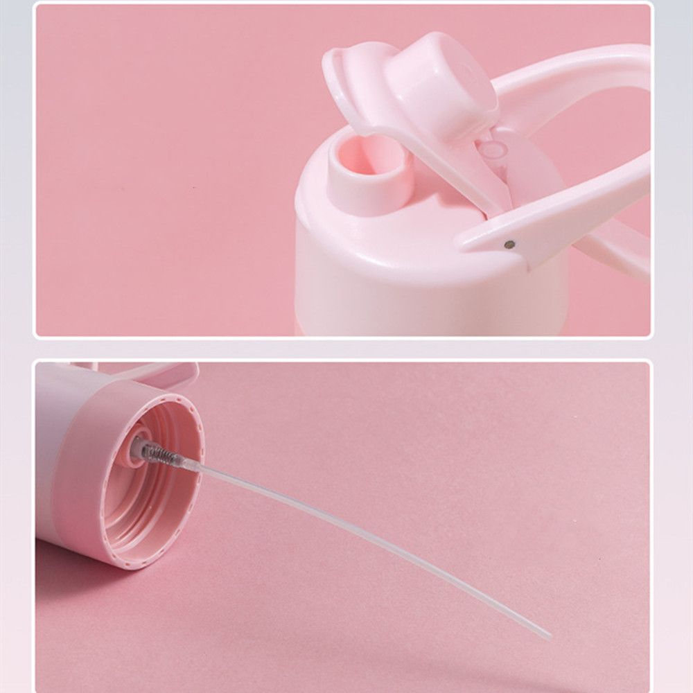 700ml Spray Water Bottle Large Capacity Portable Outdoor Sport Fashion Cute Drinking Plastic Bottles BPA Free Eco-Friendly