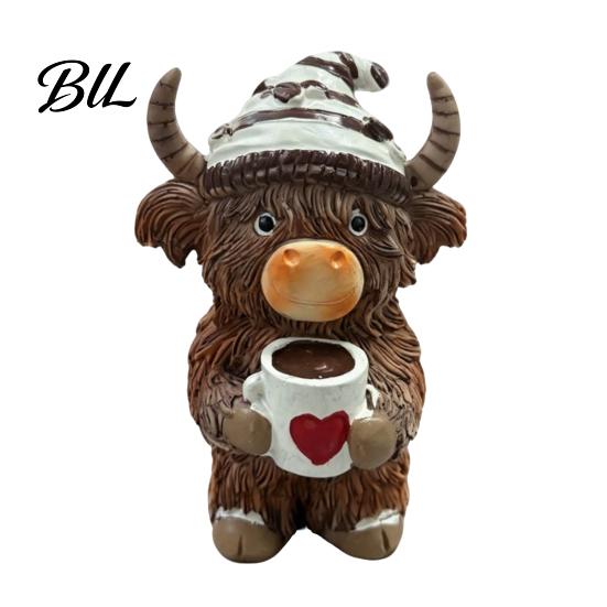 Highland Cow Ornaments Figurine, Resin Coffee Statue for Farmhouse Home Decor, Artistic New Housewarming Presents Country Style Tabletop Ornament