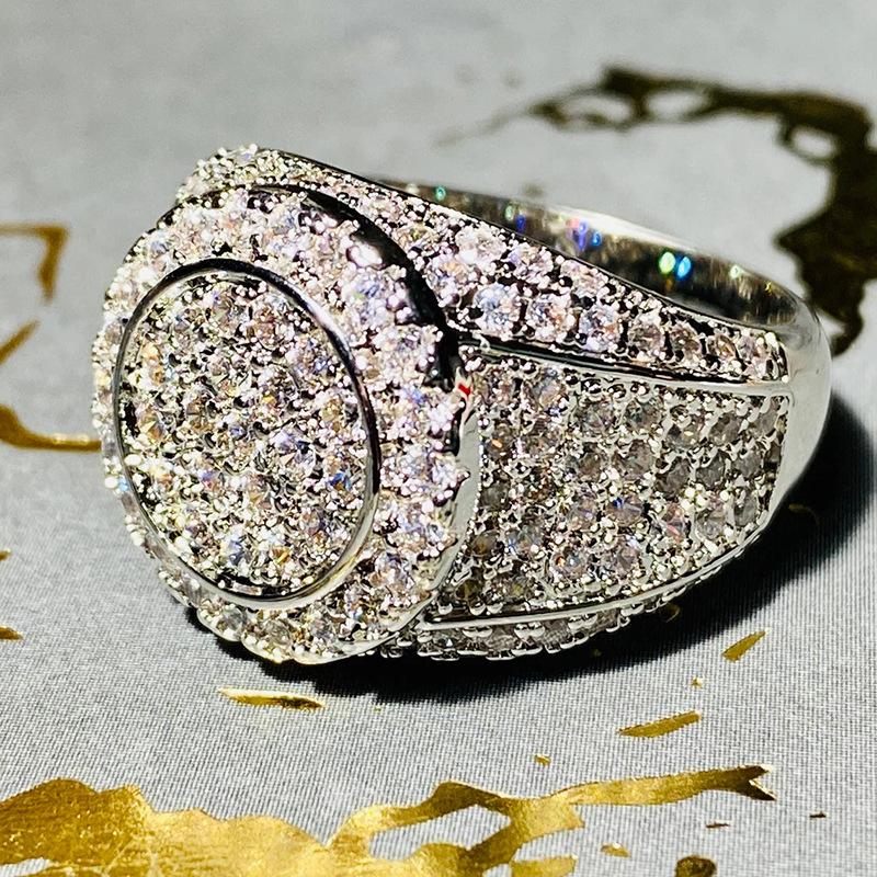 Full of Sparkling Ring Women, Round Heavy Industry Design Jewelry, Luxury High-end Celebrity Ring