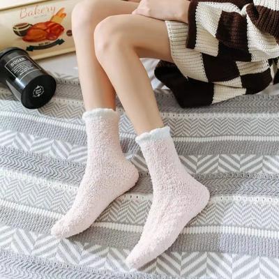 1 Paar Damen Winter Warme Flauschige Fuzzy Socken Schlaf Mittelrohr Weich Gemütlich Thermisch Dicke Hausbodensocken Kawaii Schneesocke