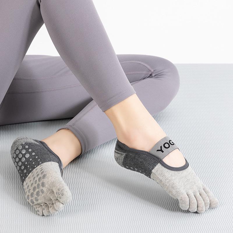 

Women s Summer Non-Slip Five-Toe Yoga & Pilates Socks - Thin, Professional Indoor Sports Dance Boat Socks