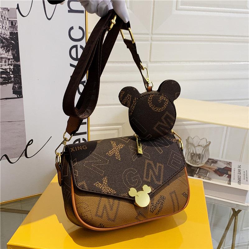 Fashion small square bag, Internet celebrity letter change bag tide.