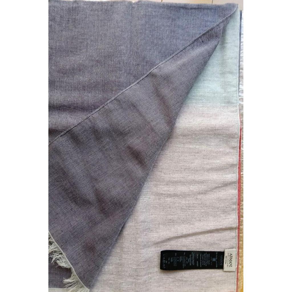 Used ARMANI COLLEZIONI stole