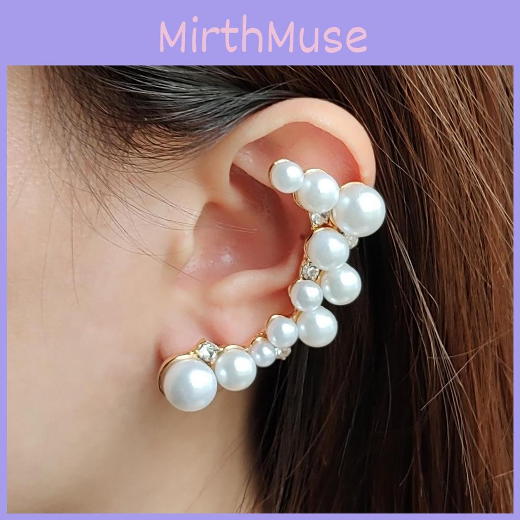 Stylish Simulation Pearl Earring With Sparkling Rhinestones For Fashionable Women