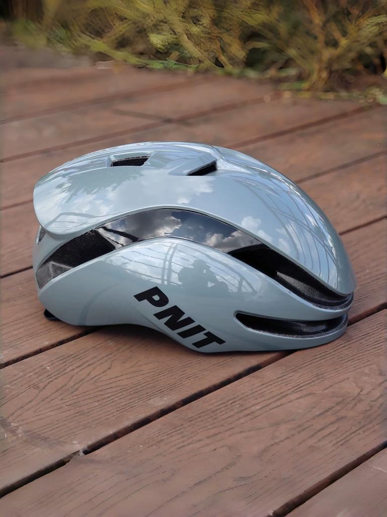 Pnit's New Men's Pneumatic Helmet, Mountain Road Bike Riding Helmet, Safety Helmet, One-Piece Ultra-Light Design