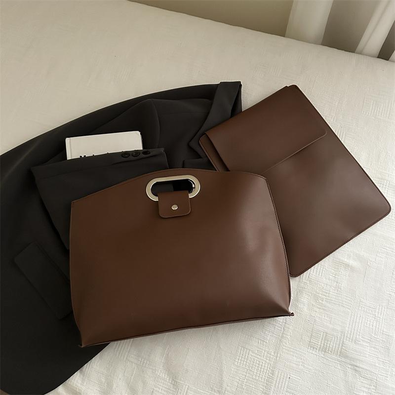 Handtasche mit großer Kapazität, einfarbig, Damen Herbst, neu, trendig, modisch, Pendeln zur Arbeit, Retro, vielseitig, Umschlagtasche