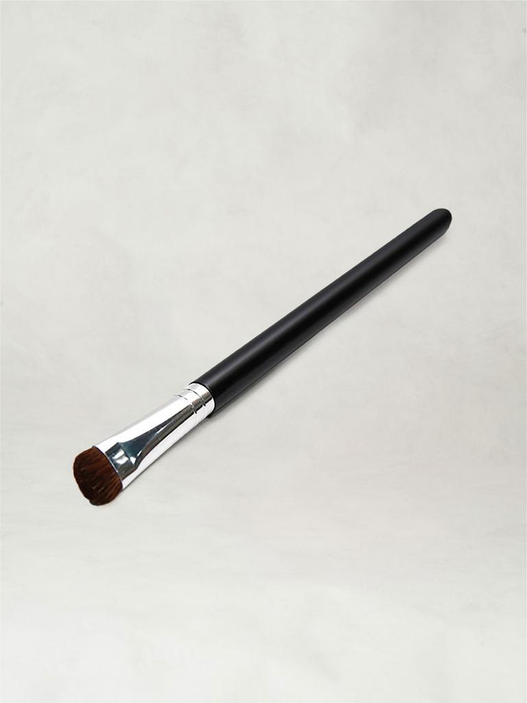 Flat Base Eyeshadow Brush