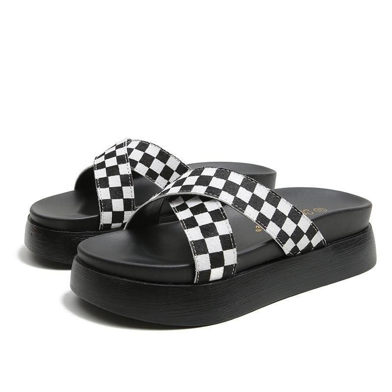 

Horse hair leather thick-soled cool slippers women s summer wear summer 2025 fashion versatile fairy style ins tide beach shoes 33