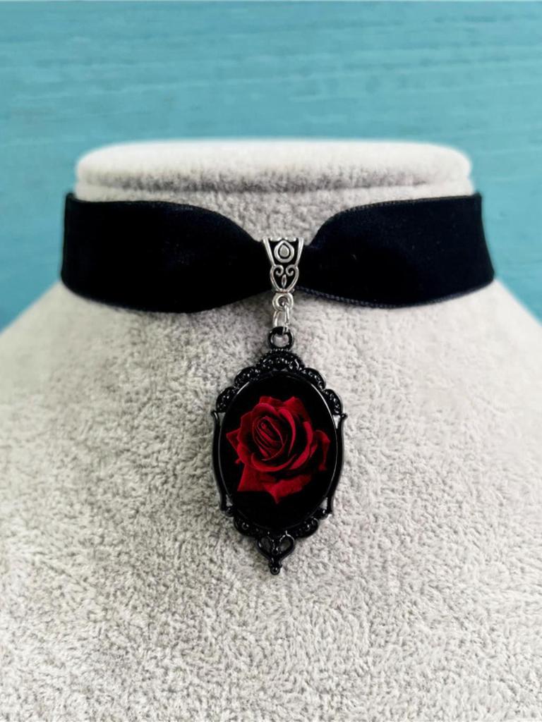 Halloween Red Glass Necklace With Rose Pendant Gothic Style For Men And Women