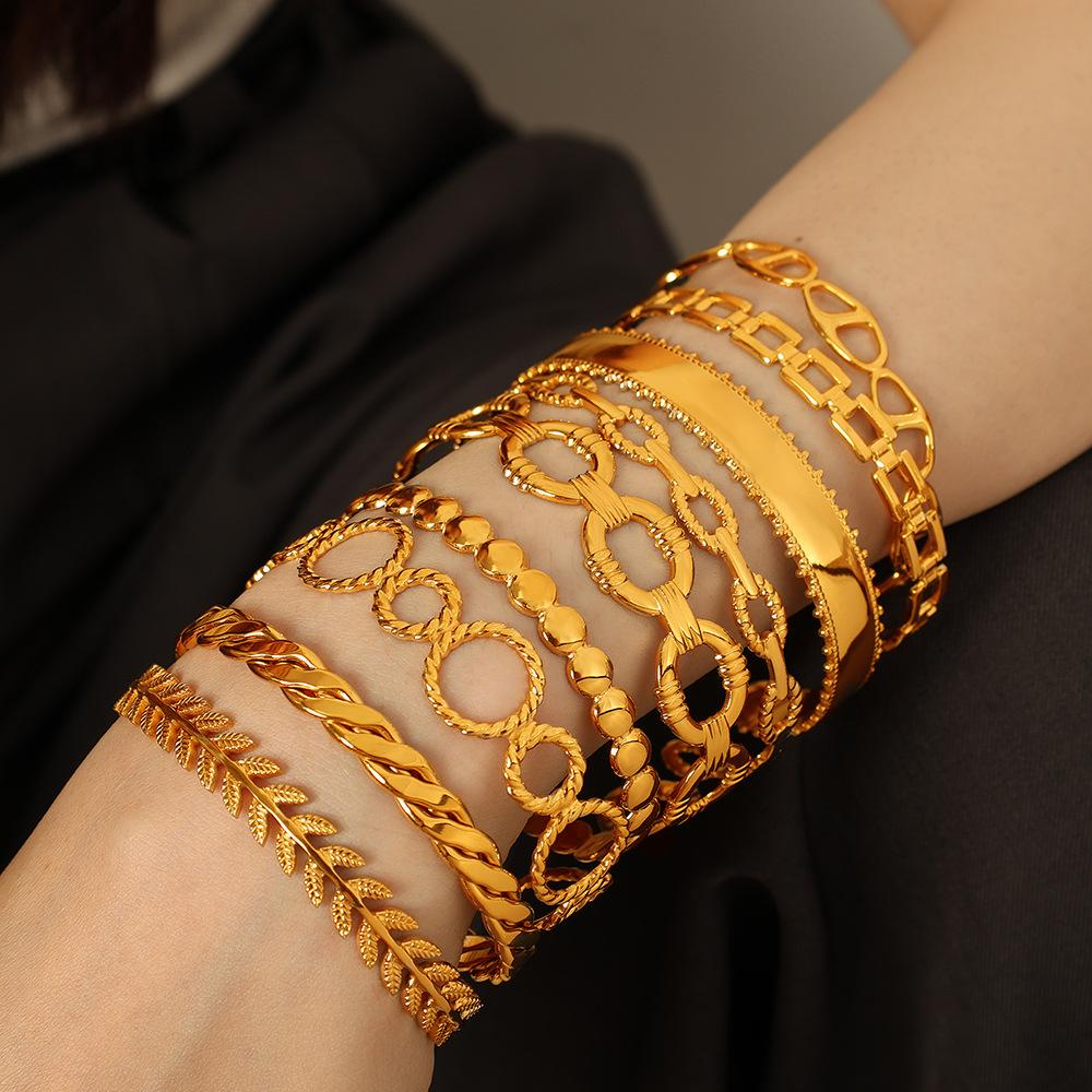 Vintage Cuban Chain Bracelet Stacked Design Sense Exaggerated C-Shaped Bracelet Women Hollow Fashion