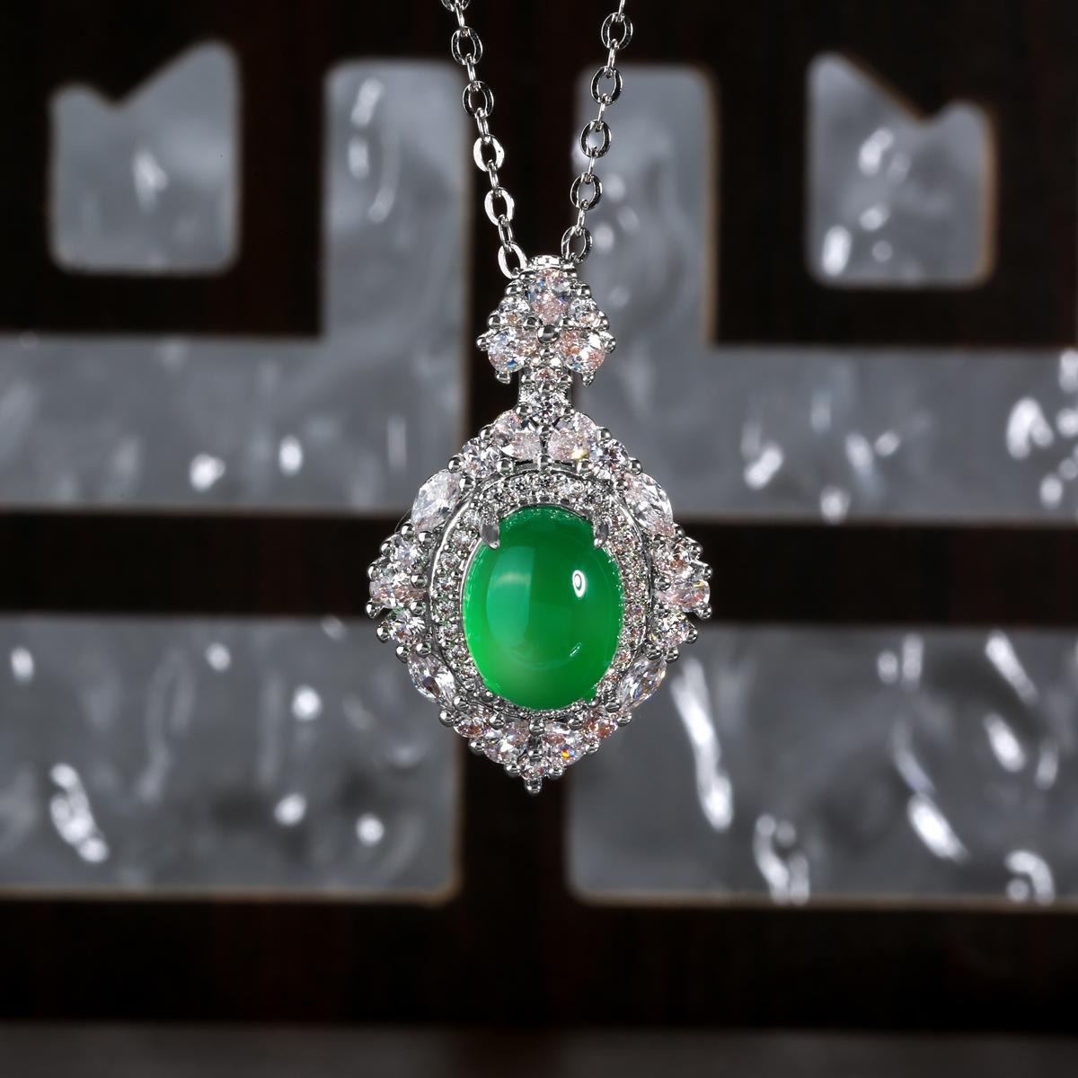 

Натуральный агатовый халцедоновый кулон-ожерелье с посеребренной оправой Copper Material