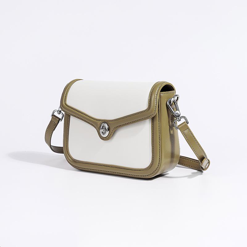 

Новая корейская сумка тофу нишевого дизайна, модная и высококачественная, серебряная сумка с пряжкой, сумка через плечо из натуральной кожи для женщин белый