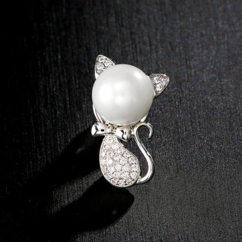 1pc Cute Cat Brooch for Women Men Delicate Kitten Animal Brooches Pins Jewelry Accessories Party Birthday Gifts