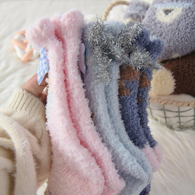 Autumn And Winter Coral Fleece Floor Socks Women'S Thickened Warm Three-Dimensional Cartoon Medium Tube Socks Cute Plush Sleep Pile Socks