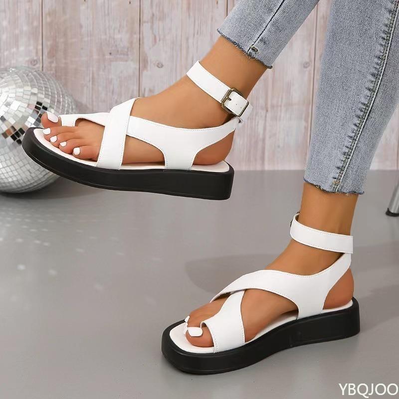 Fashion Sandals Women's Summer New Style with Thick Toe Sole Versatile Casual Simple Easy To Wear Buckle Strap Women's Sandals