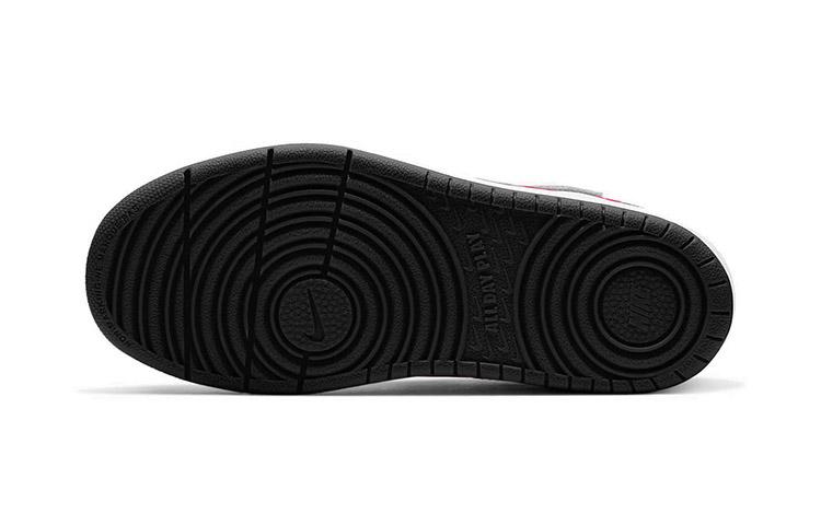 Nike Court Borough 2 Low Top Skateboard Shoes White Red Black Children Aged 3 7 Years Old BQ5451-110