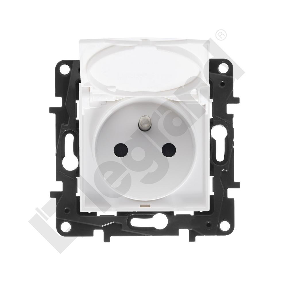 Single Power Socket with Grounding IP44, Screw Terminals, Without Switch