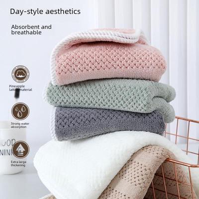Serviette de Bain Femme en Polaire Corail Ananas - Absorbante, Sèche Rapidement, Pur Coton pour l'Été à la Maison ou à la Plage