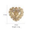Baroque Pearl Leaf Insignia Brooch - Retro European & American Gold Pin Accessory