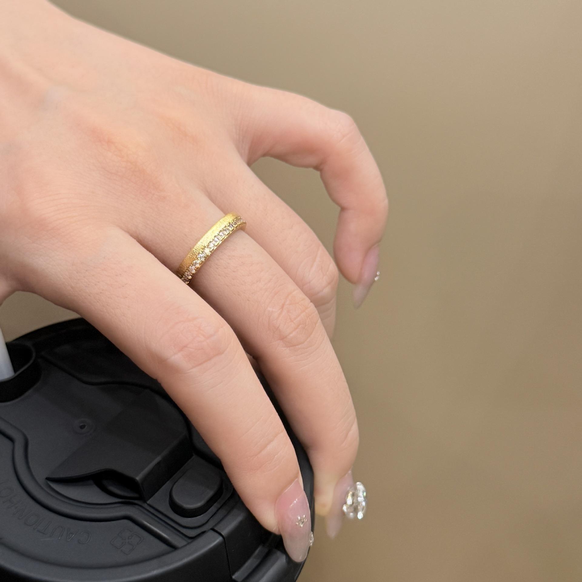 

Medieval Handmade Brushed Single Row Diamond Electroplated Gold Ring Opening Light Luxury High Sense Stacked Wear