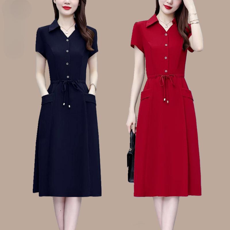 Modisches Sommerkleid für Mütter Lockere Passform Bindegürtel Elegant und Schlankmachend Mittelalte Frauen