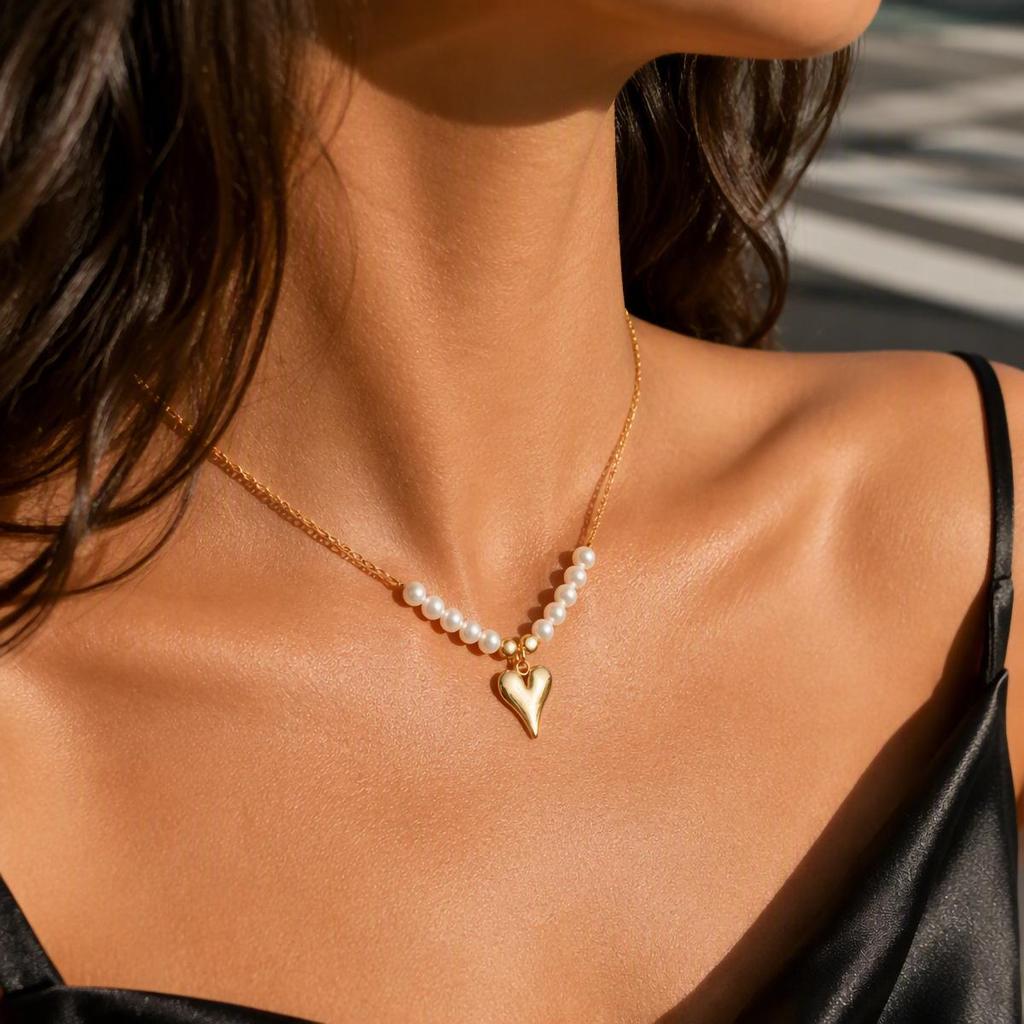 French Heart Metal Textured Freshwater Pearl Patchwork Clavicle Necklace - Stainless Steel, Gold-Plated, Niche Fashion, European & American Style