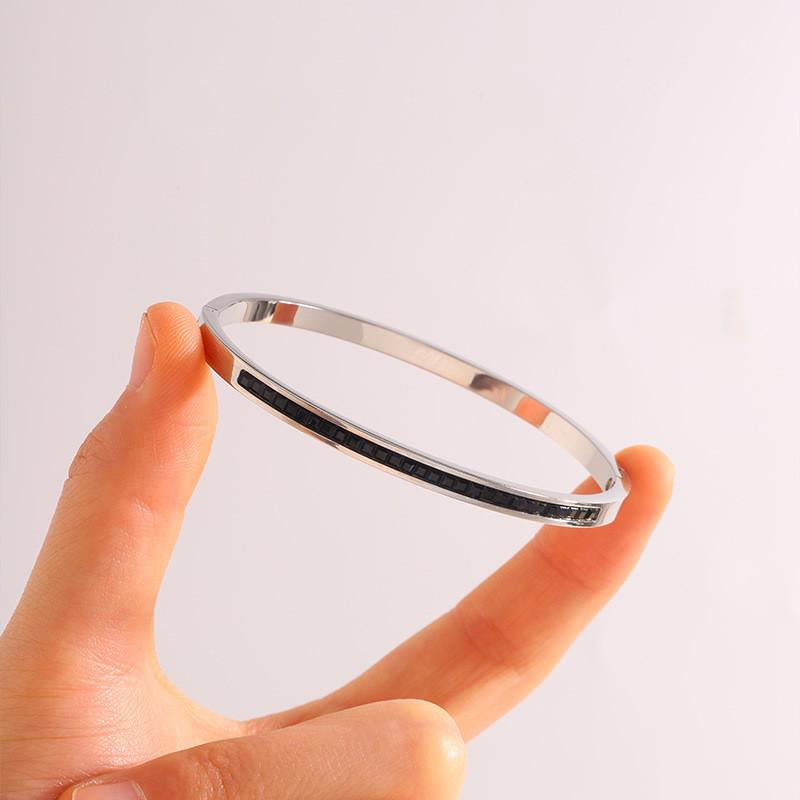 Europäisches & Amerikanisches Luxus Zirkon Stern Armband: Vielseitige, Elegante, Lichtechte Mode für Damen