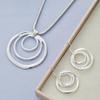 Fashion Simple Design Winding Circle Pendant Necklace Women Personalized Trend Holiday Party Jewelry Accessories