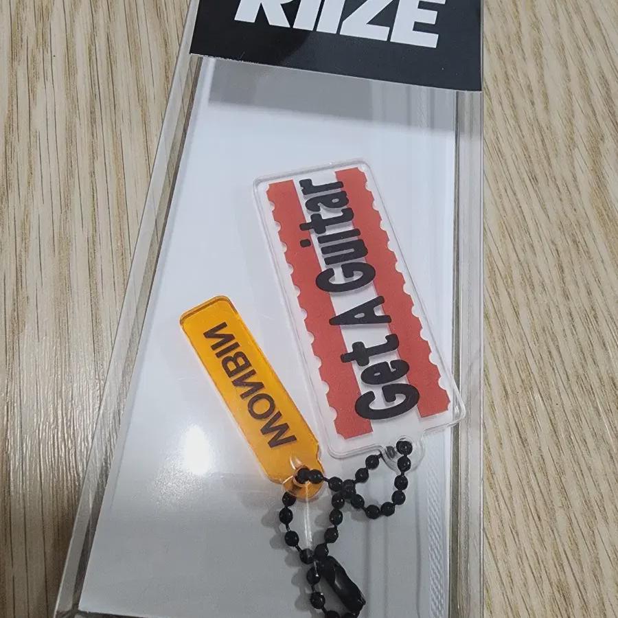 

RIIZE Вонбин Гет Гитара Акриловый Брелок