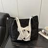 Bow Fashion Large Capacity Shoulder 2025 Summer New This Year Popular Leisure Bag Niche Design Tote Bag