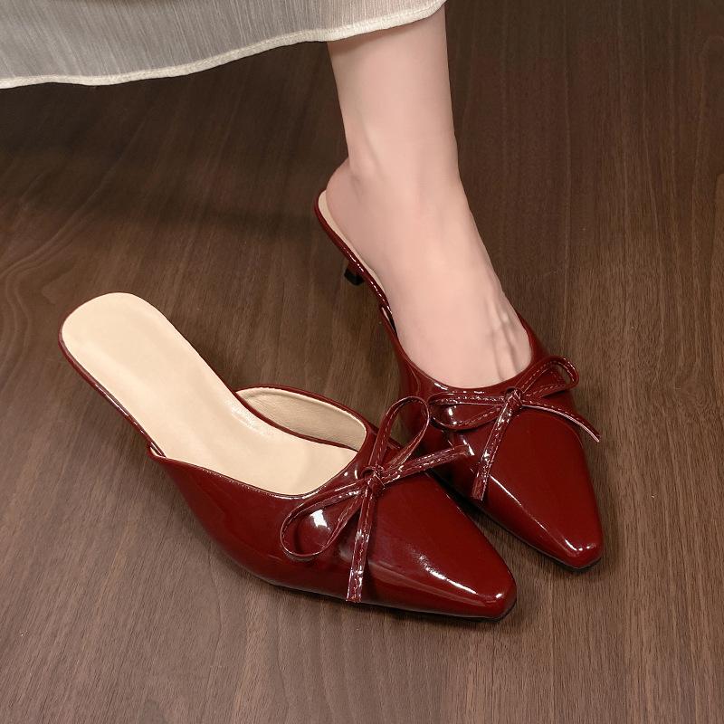 Fashion 2025 Summer Fashion Women Pointed Toe Slipper Nude White Square Low Heels Outsides Ladies Slides Casual Beach Mules Slides Shoes