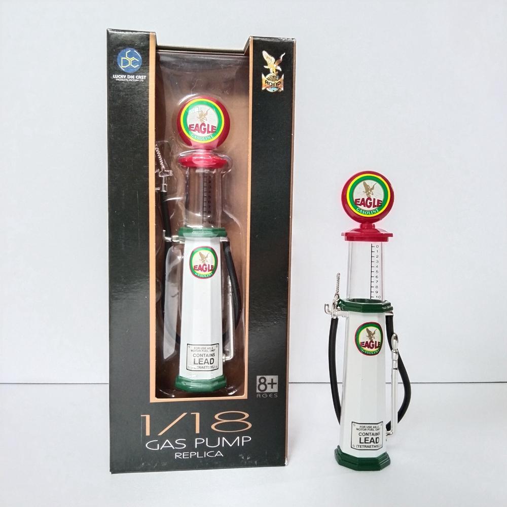 1/18 Сцена Заправочная станция Бензоколонка Модель из сплава белый