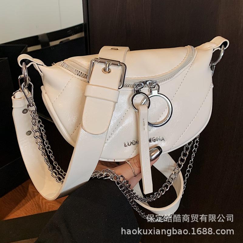 This Year's Popular Bags Are High-end 2025 New Fashion Fanny Packs, Versatile Ins Summer Messenger Bags, Women's Bags, Breast Bags.