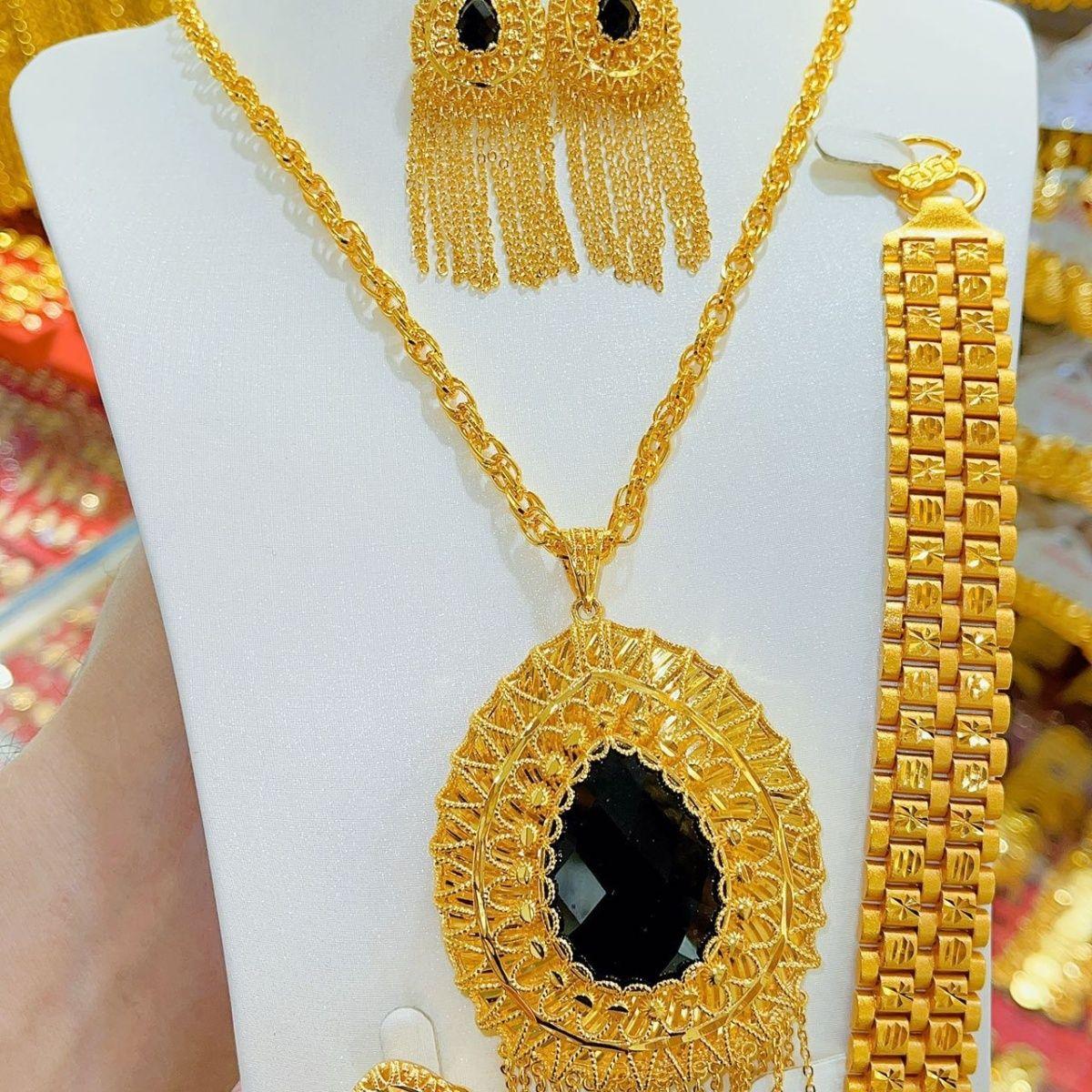 

Новый модный женский набор ювелирных изделий из четырех штук