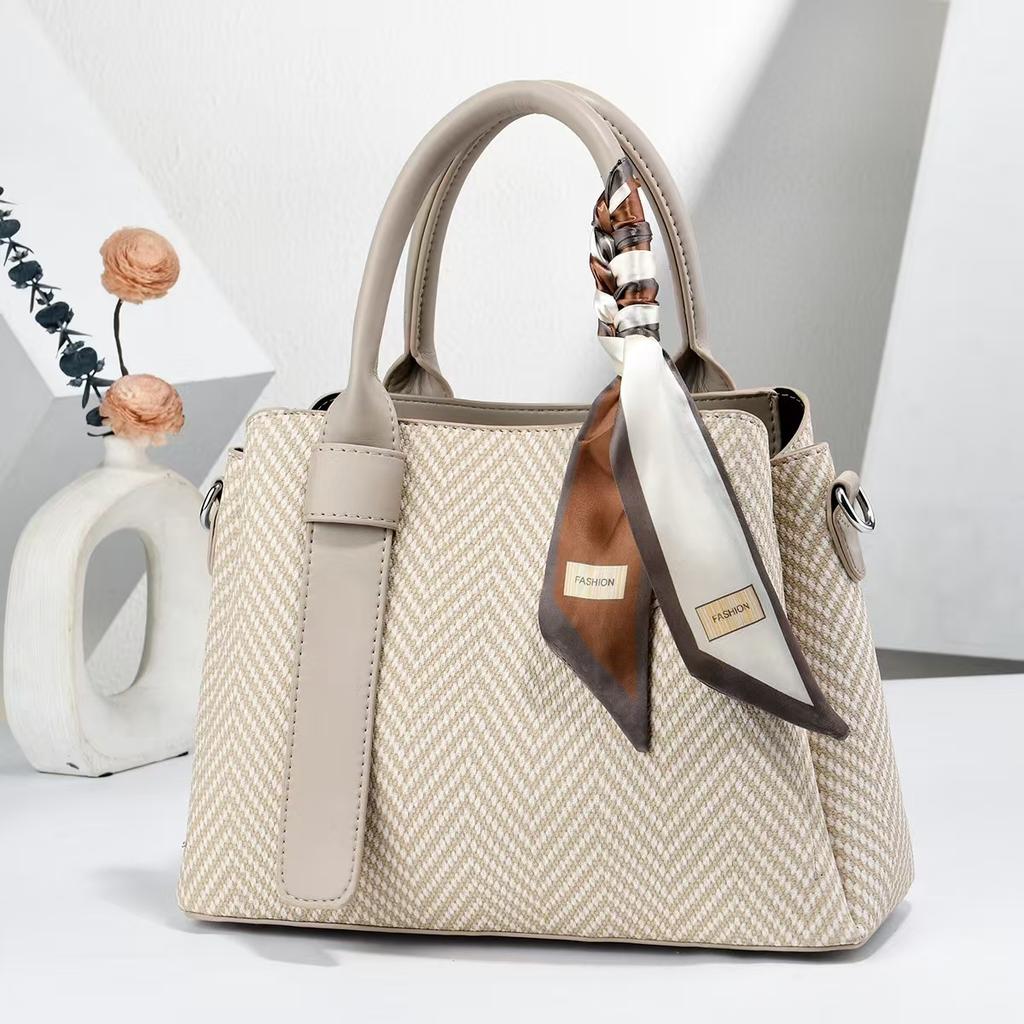 Good Looking Stylish Commuter Tote Handbag For Ladies, Multiway Shoulder & Crossbody Daily Matching Bag