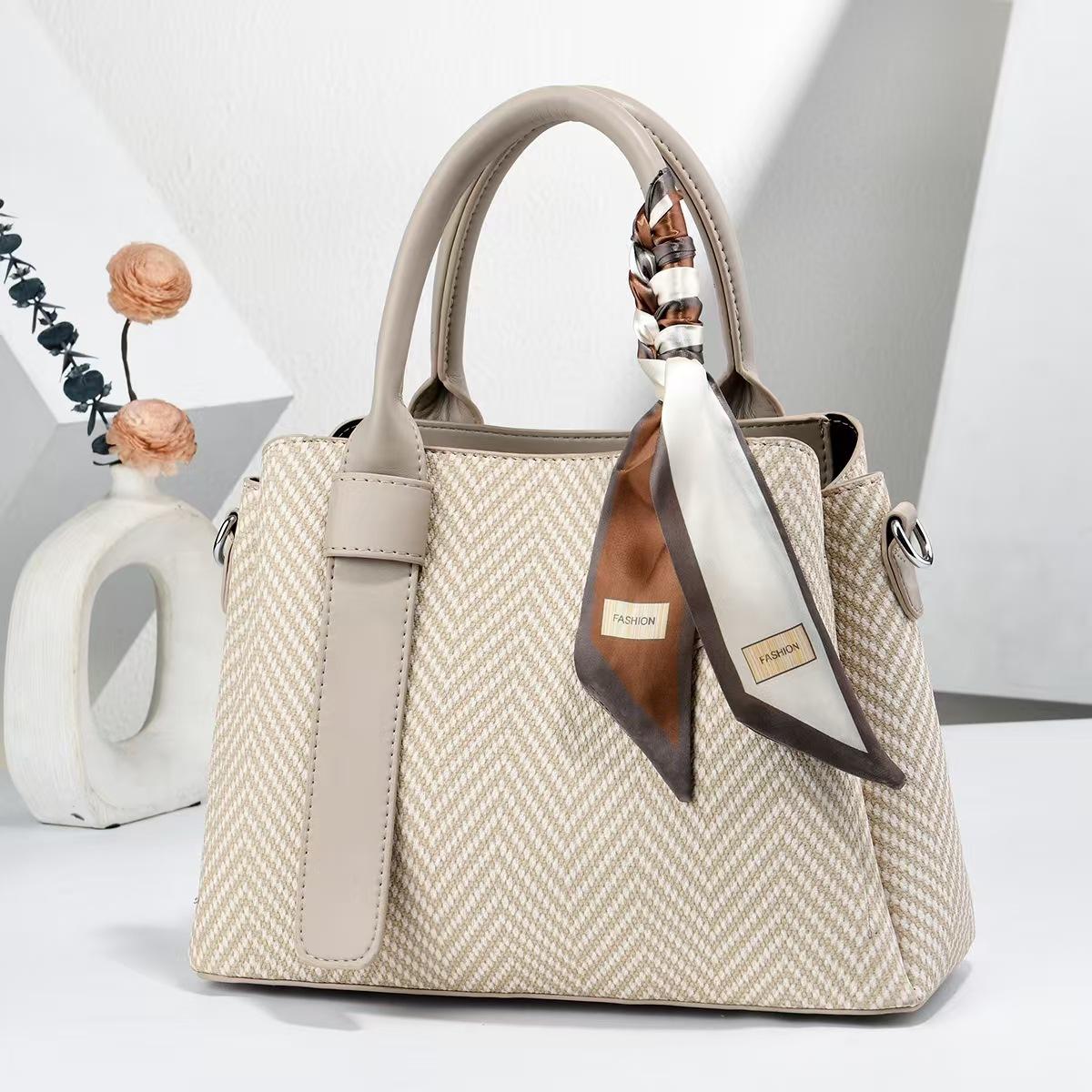 Good Looking Stylish Commuter Tote Handbag For Ladies, Multiway Shoulder & Crossbody Daily Matching Bag