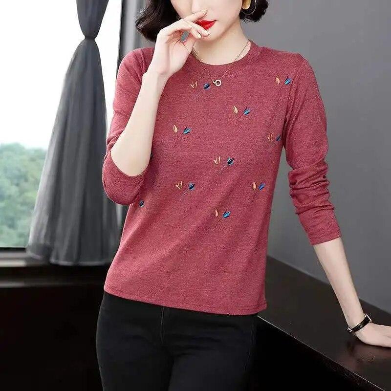 New Women's Spring Autumn Long Sleeves Bottoming Shirt Round Neck Loose Mom Tshirt Fashion New Solid Color Top M-5XL