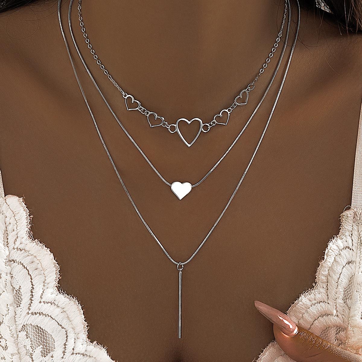 

Simple Plain Circle Smooth Surface Personalized Round Tube Necklace Versatile Stacked Wearing Metal Wind Snake Bone Chain Necklace Jewelry