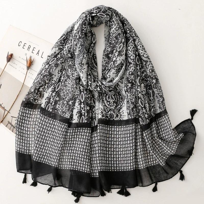 Bohemian Ethnic Style Cotton Linen Texture Scarf Floral Pattern For Travelling Sun Protection Beach Vacation Shawl And Wraps