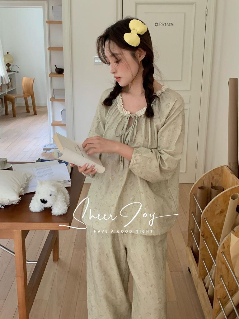 Cotton Crew Neck Comfortable Lace Up Lace Set Women's Loungewear Long Sleeves Pants Pompom Comet