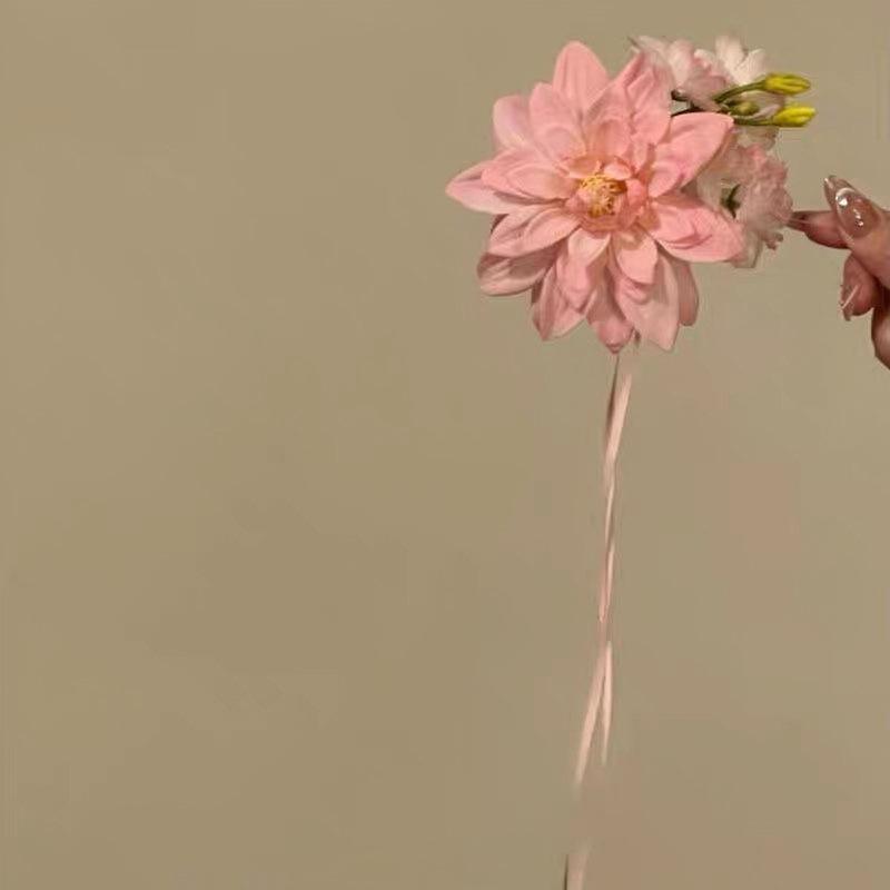 Korean Style Fresh Fabric Flower Hair Clip - Fashionable and Versatile High-End Hair Accessory for Women