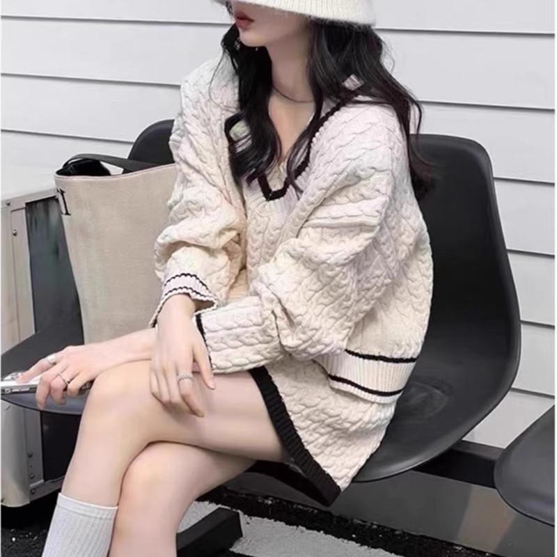 Fashion Retro V-neck Contrast Color Twist Pattern Sweater + High Waist Bag Hip Knitted Skirt Two-piece Women