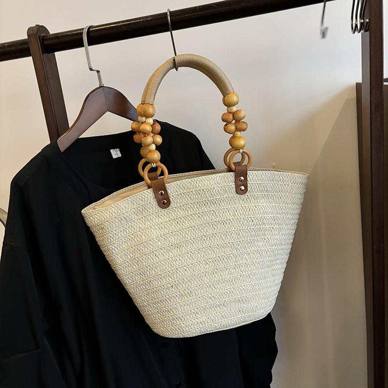 Woven Straw Shoulder Bag Lightweight Large Capacity Beaded Handle Zipper Closure for Beach Vacation Summer Outings Handbag