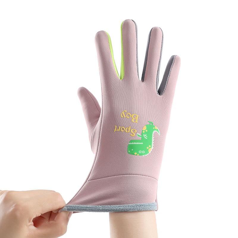 Kids Warm Fleece-Lined Gloves With Glow-in-the-Dark Dinosaur Print Water-Resistant Outer Full-Finger Design