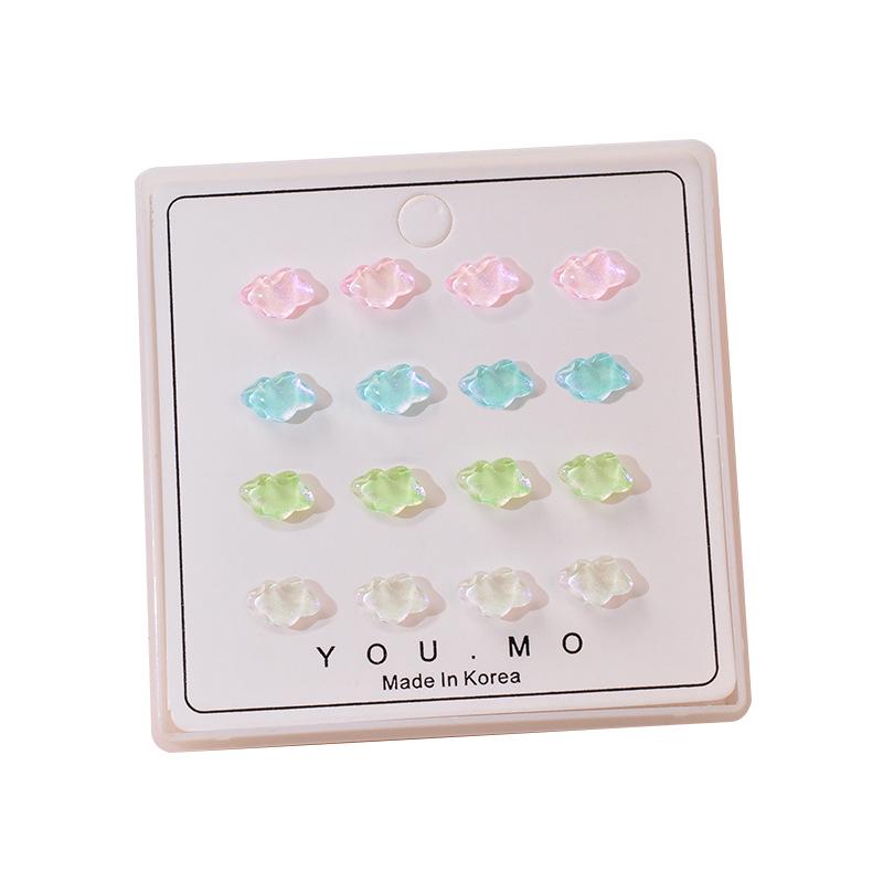 Iryzujące Kolczyki Sztyfty z Żywicy - Hipoalergiczne i Słodkie Przezroczyste Sztyfty do Uszu dla Kobiet