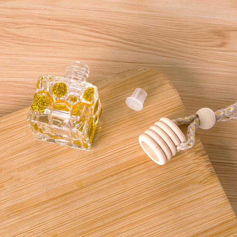 1PCS Car Hanging Glass Bottle Air Freshener Empty Bottle Aromatherapy Pendant Diffuser Car Decoration Aromatherapy Ornament 10ML