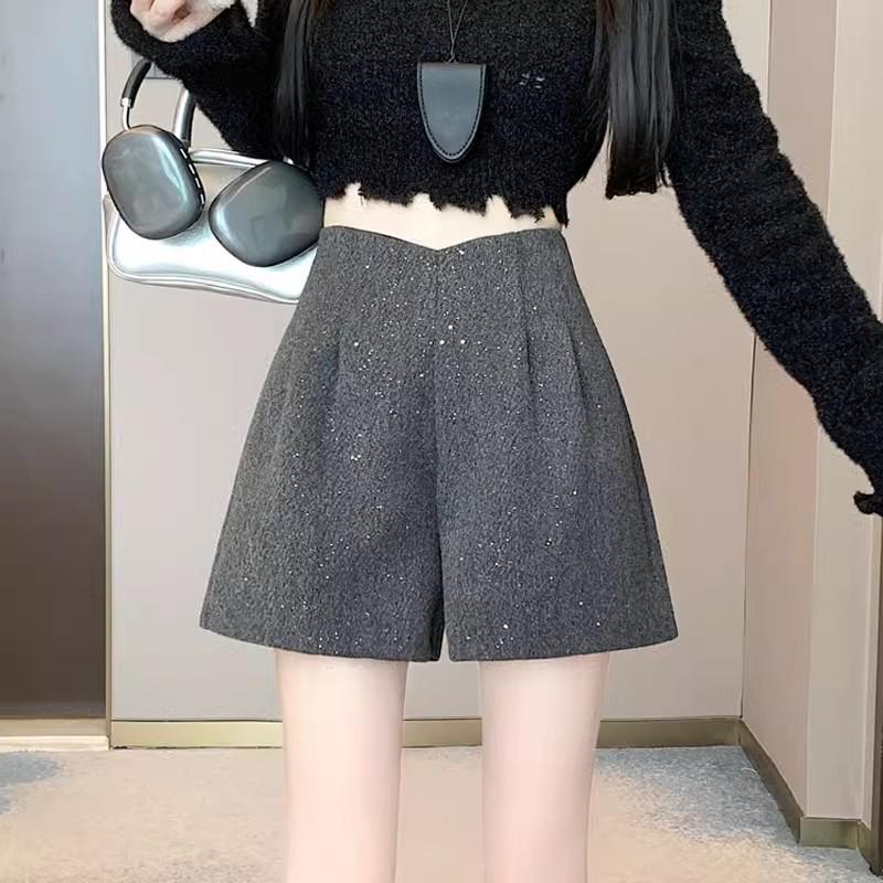 

Women s Glitter Tweed High-Waisted Wide-Leg Shorts - Autumn/Winter 2025 Fashion M
