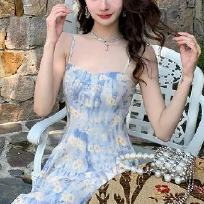 Dámské francouzské květinové modré letní šaty na špagetová ramínka: Elegantní styl Long Beach